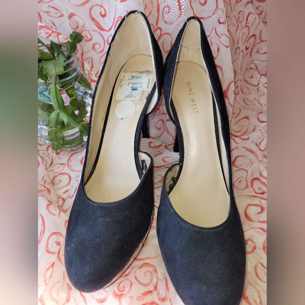 Nine West Platform heels size 10